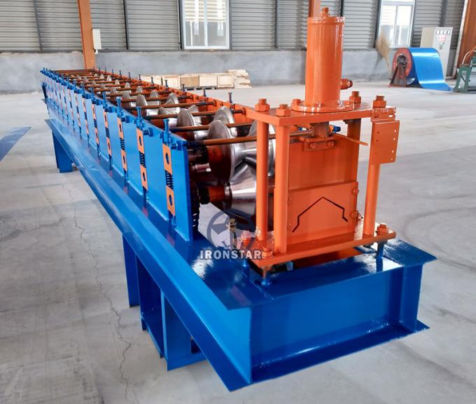 Rolo que forma a máquina 4