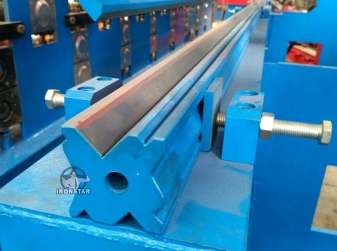 Rolo que forma a máquina