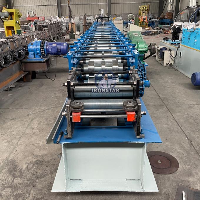 Máquina 2 do trilho de guia de C