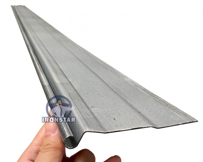 rolo da porta do obturador que forma a máquina 1