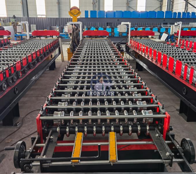 rolo 762 ondulado que forma a máquina 3